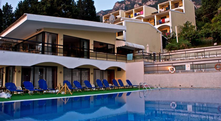 Karina Hotel Benitses  Buitenkant foto