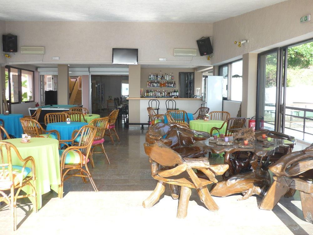 Karina Hotel Benitses  Buitenkant foto