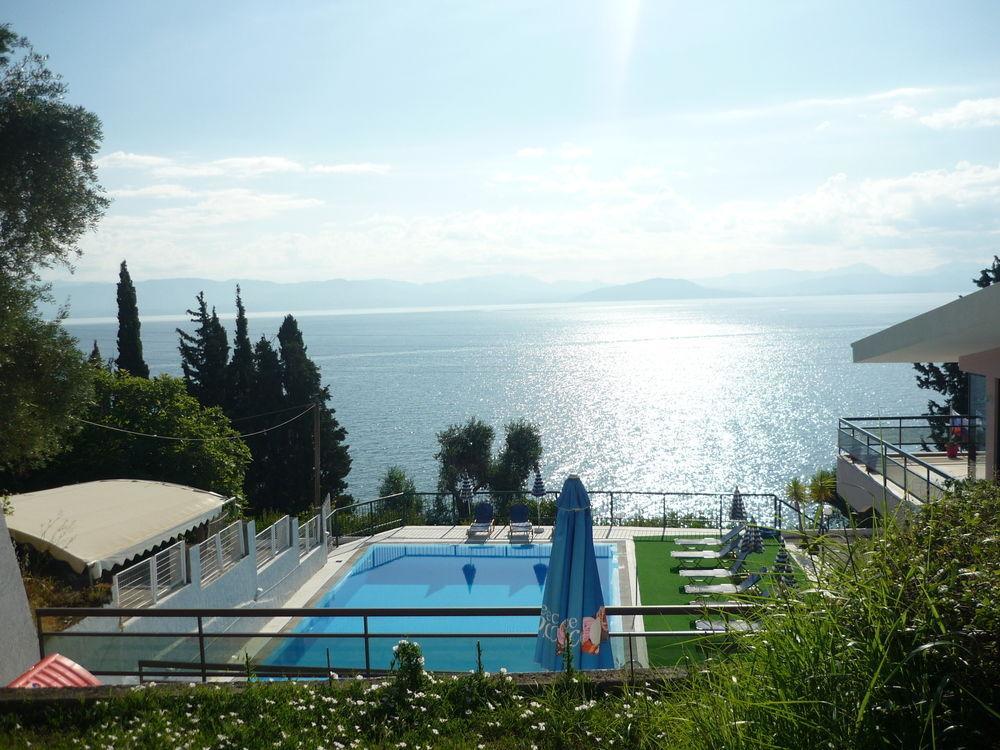 Karina Hotel Benitses  Buitenkant foto
