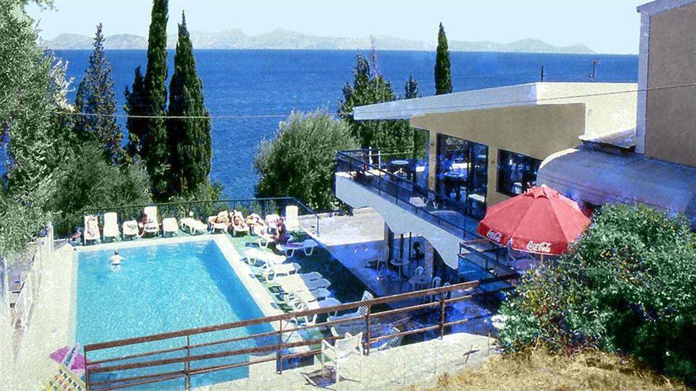 Karina Hotel Benitses  Buitenkant foto